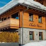 Olivia Seefeld in Tirol