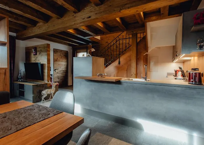 Olivia Seefeld in Tirol