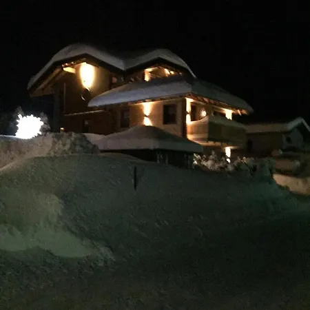 Olivia Seefeld in Tirol